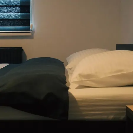 Ib Oil Doo Restoran S Prenocistem モーテル *